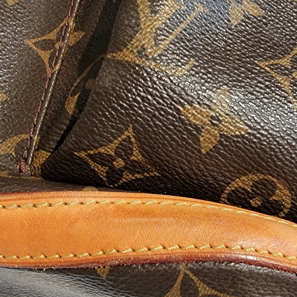 Authentic Louis Vuitton Monogram Bosphore Backpack - Picture 10 of 15